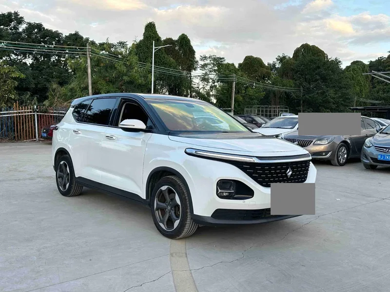 Baojun RM-5 2019 1.5T CVT 24-hour online luxury 7-seat — photograph 3