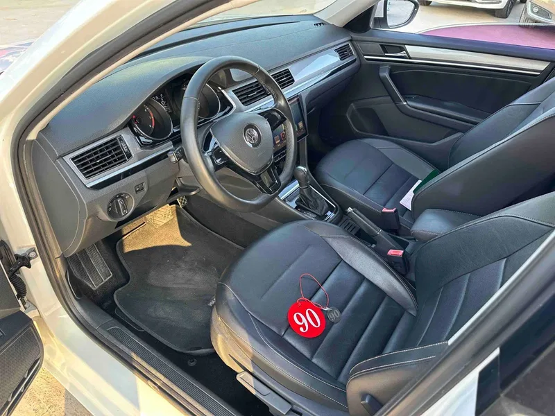 Volkswagen Bora 2017 1.6L Auto Comfort Model — photograph 4