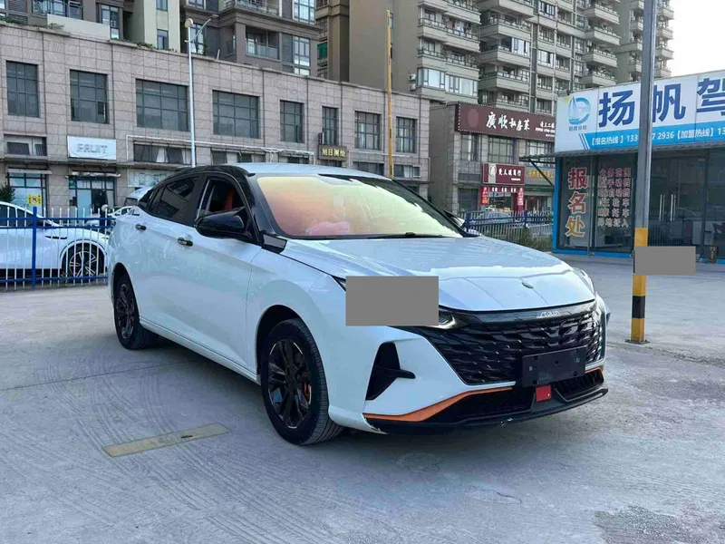 Dongfeng Dongfeng Fengshen Yixuan 2023 1.5L Automatic Comfort Edition — photograph 3