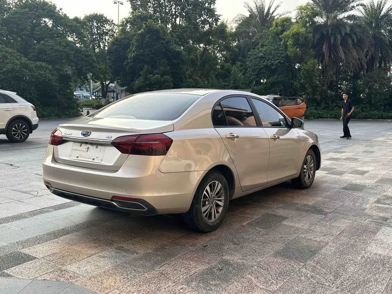 Geely Emgrand 2018 1.5L CVT Luxury Model — photograph 9