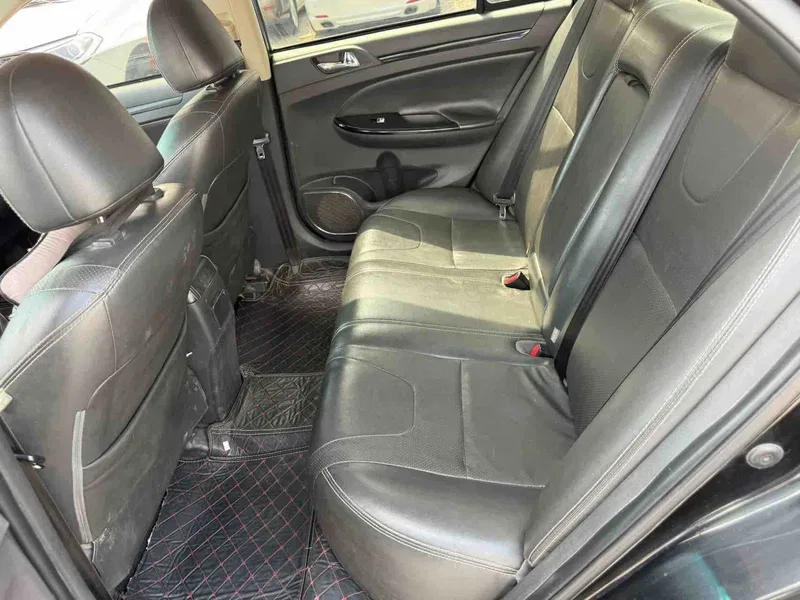BYD Speedy 2014 1.5TI Manual Luxury Model — photograph 5