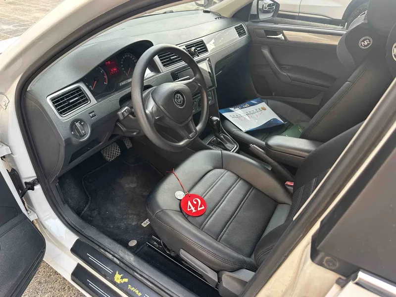 Volkswagen Santana 2015 Hao Na 1.6L Automatic Fashion Model — photograph 4