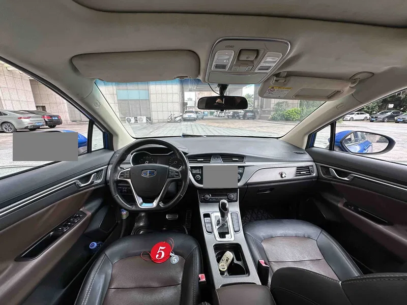 Geely Emgrand GS 2016 Sports Edition 1.3T Automatic Collar — photograph 5
