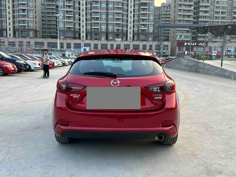 Mazda Mazda 3 Oncorsela 2019 Cloud-controlled Hatchback 1.5L Auto Comfort Model — photograph 8