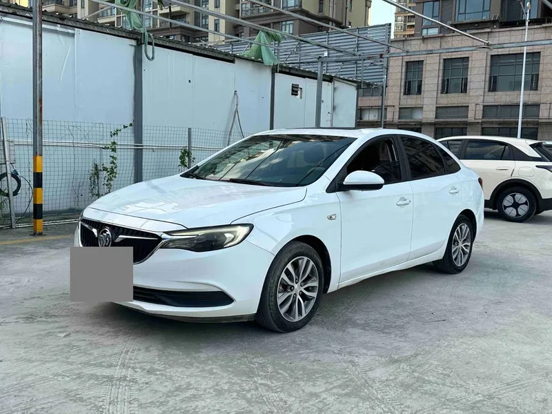 Buick Yinglang 2019 18T Automatic Interconnection Elite — photograph 1