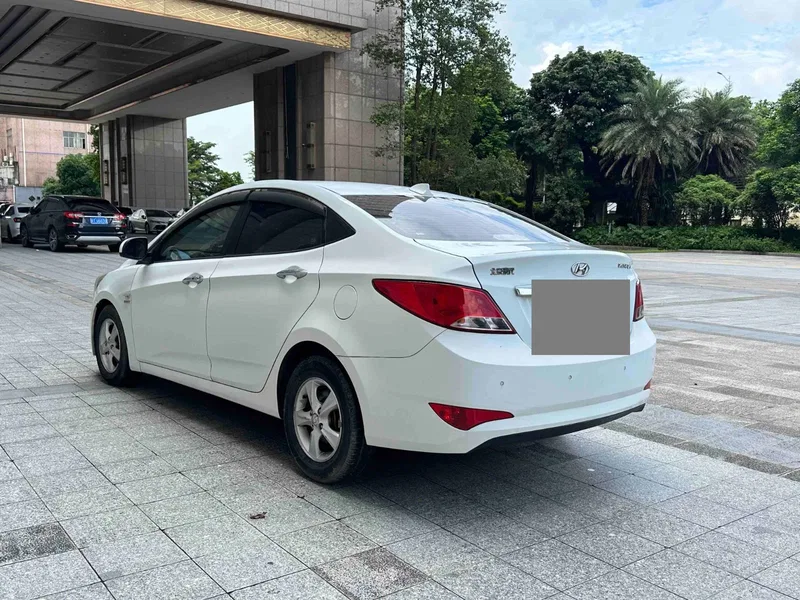 Hyundai Riich 2014 1.4L Automatic GLX Leading Edition — photograph 7