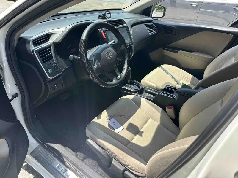 Honda Fengfan 2015 1.5L CVT Comfort Edition — photograph 4