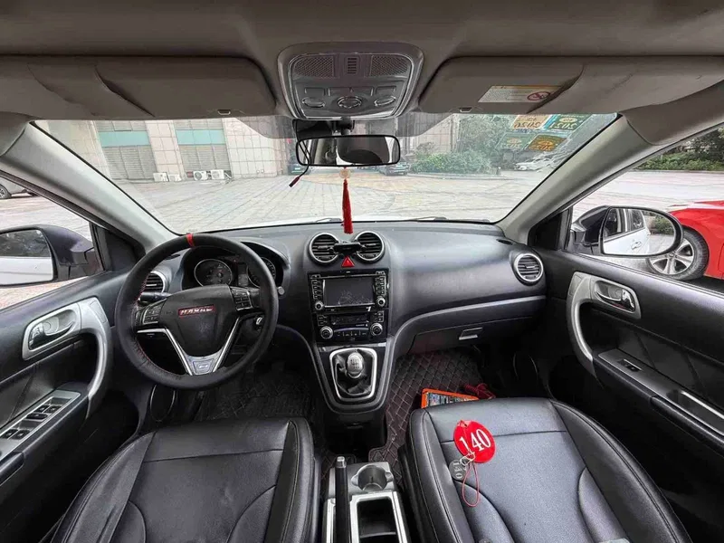 Haval H6 2014 Sports Edition 1.5T Manual Two-Drive Elite — photograph 5