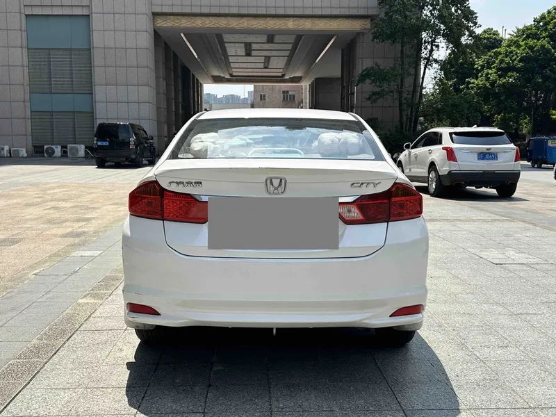 Honda Fengfan 2015 1.5L CVT Comfort Edition — photograph 8