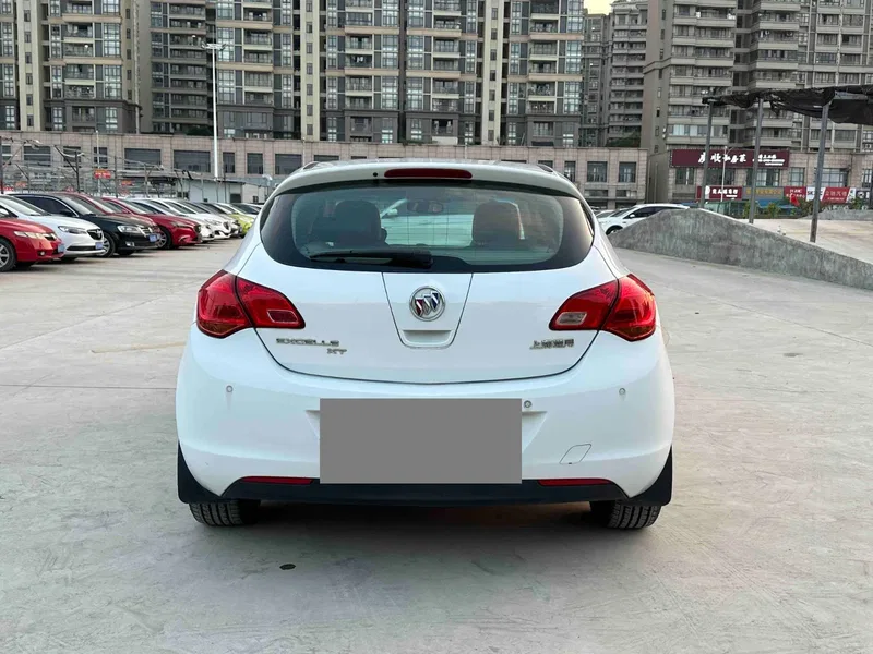 Buick Yinglang 2014 XT 1.6L Automatic Fashion Edition — photograph 8