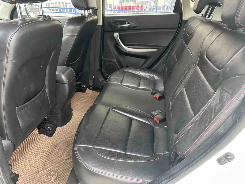 Changan CS35 2012 1.6L Manual Luxury Model — photograph 5