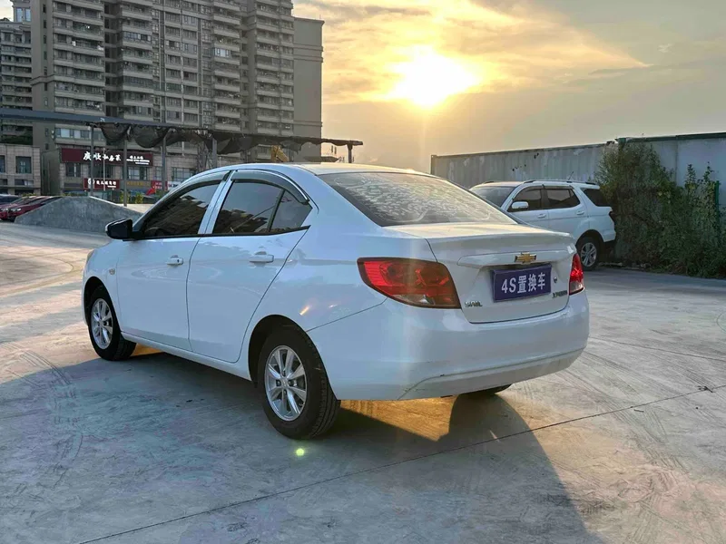 Chevrolet Sail 2018 3 1.3L Manual Comfort Sunroof Edition — photograph 7