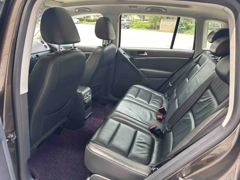 Volkswagen Tiguan 2013 1.8TSI Automatic Four-wheel Drive Luxury Model — photograph 5