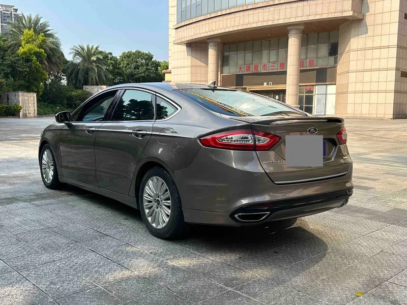 Ford Mondeo 2013 2.0L GTDi200 Luxury Model — photograph 7