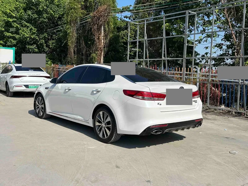 Kia K5 2016 1.6T automatic LUX — photograph 7