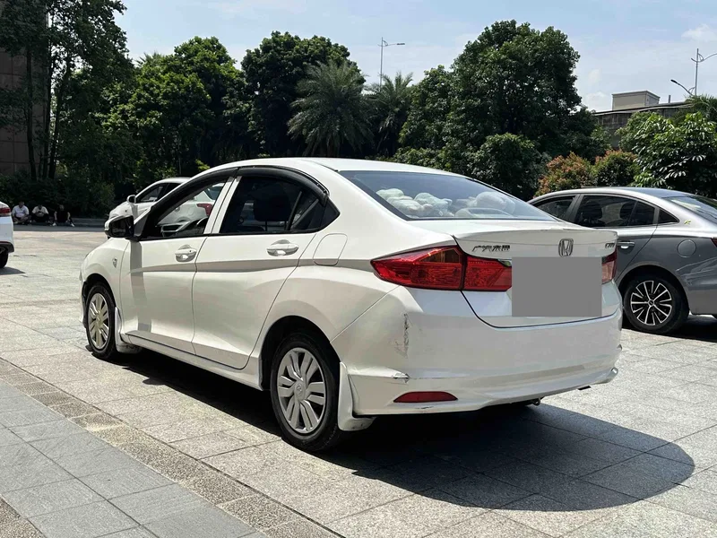 Honda Fengfan 2015 1.5L CVT Comfort Edition — photograph 7