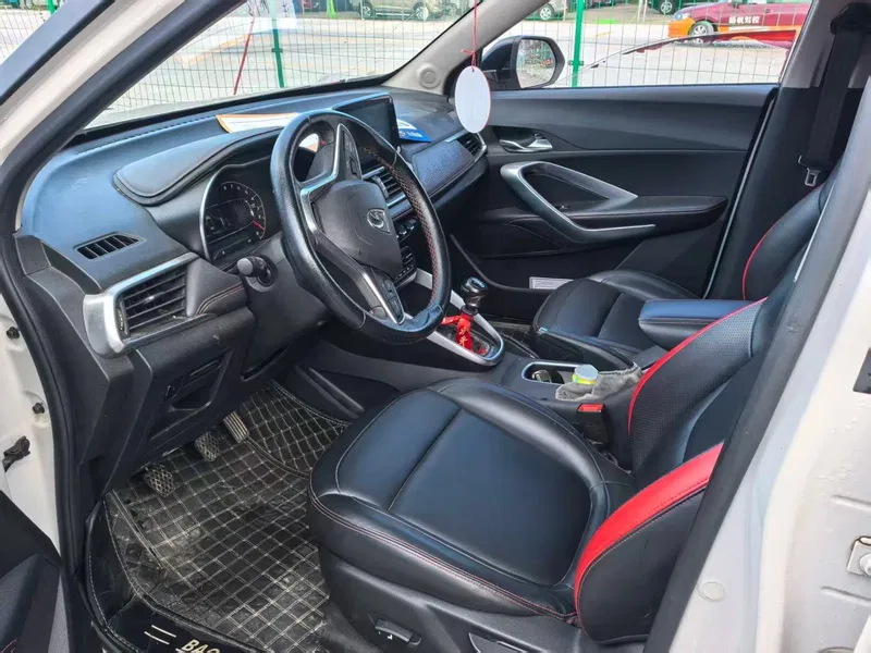 Baojun 510 2017 Model 1.5L Manual Fashion Edition — photograph 4