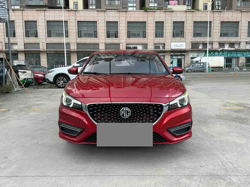 MG MG6 2019 20T Automatic Starlight Edition — photograph 2