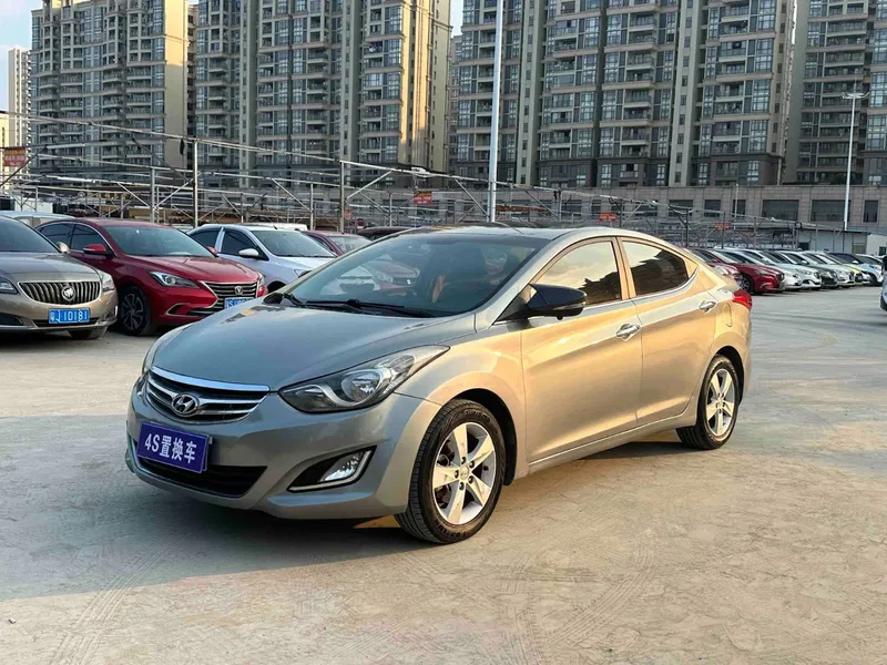 Hyundai Langto 2013 1.6L Automatic Honor Model — photograph 1