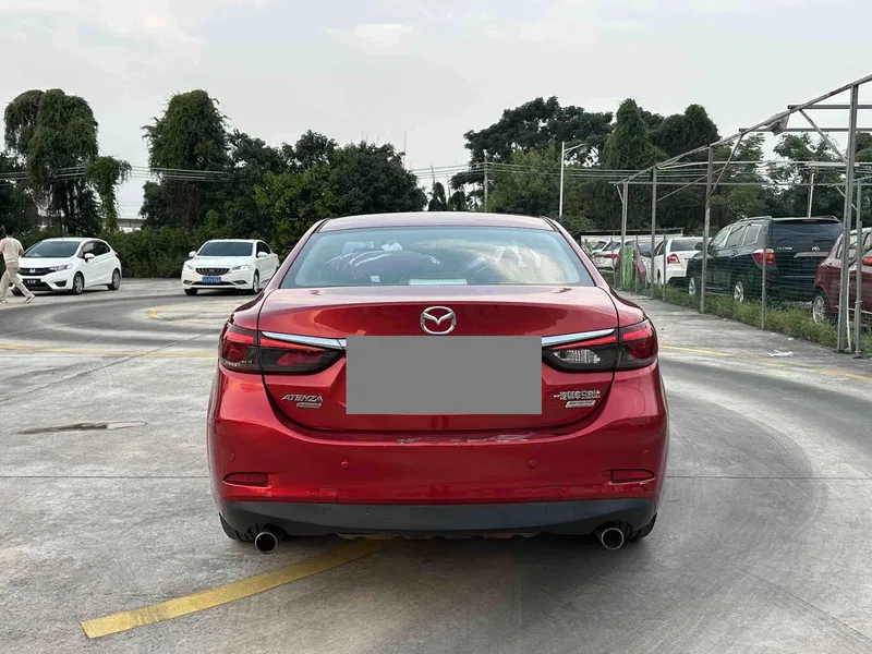 Mazda Atz — photograph 7
