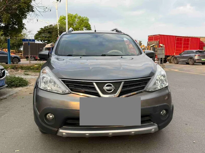 Nissan Li Wei 2013 1.6XE CVT Comfort Edition — photograph 2