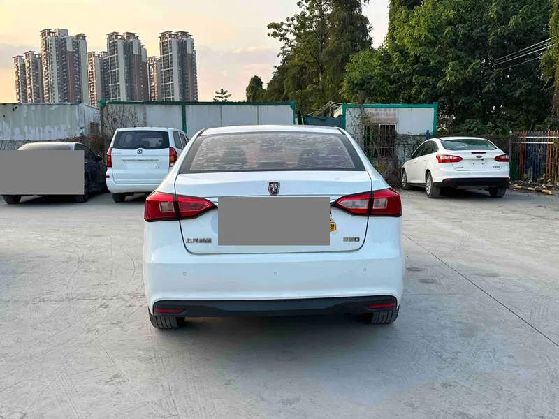 Roewe Rongwei 360 2017 1.5L Auto Smart Screen Edition — photograph 8