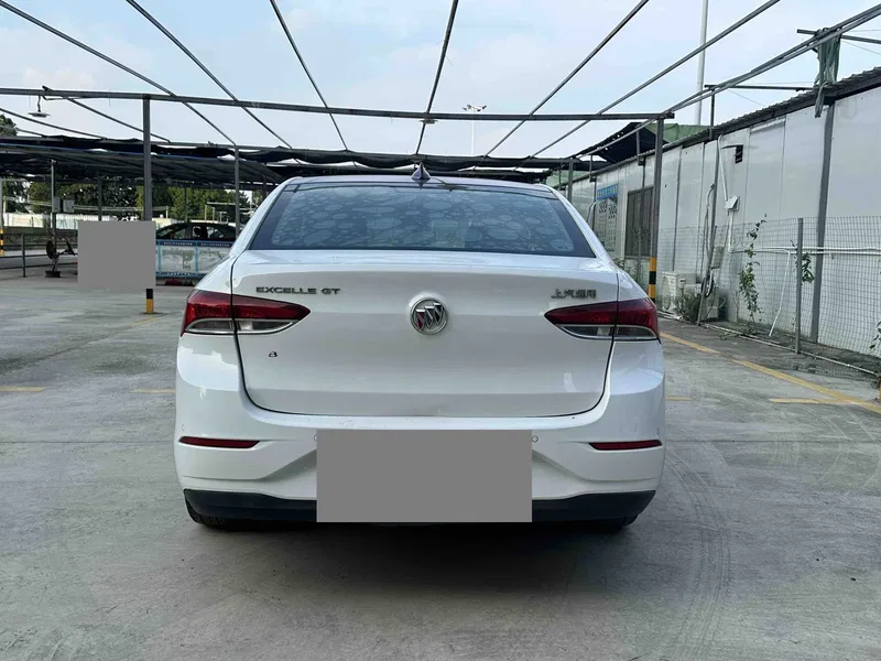 Buick Excelle 2018 18T Automatic Elite Edition — photograph 8