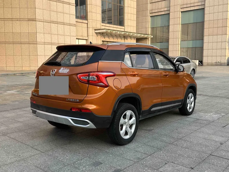 Baojun 510 2017 1.5L manual fashion — photograph 9