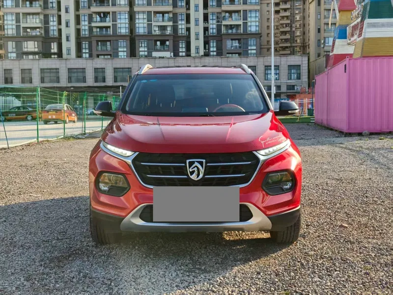 Baojun 510 2018 1.5L Automatic Anniversary Special Edition — photograph 3