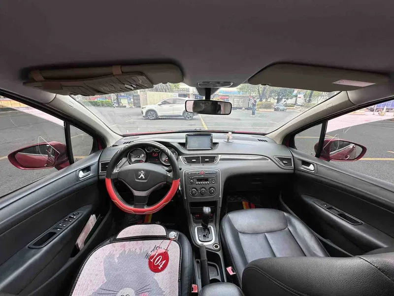 Peugeot 308 2013 1.6L Automatic Superior Model — photograph 5