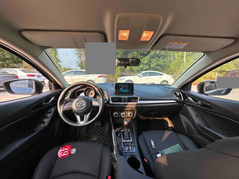 Mazda Mazda 3 Angkesaila 2016 sedan 1.5L automatic comfort model — photograph 6