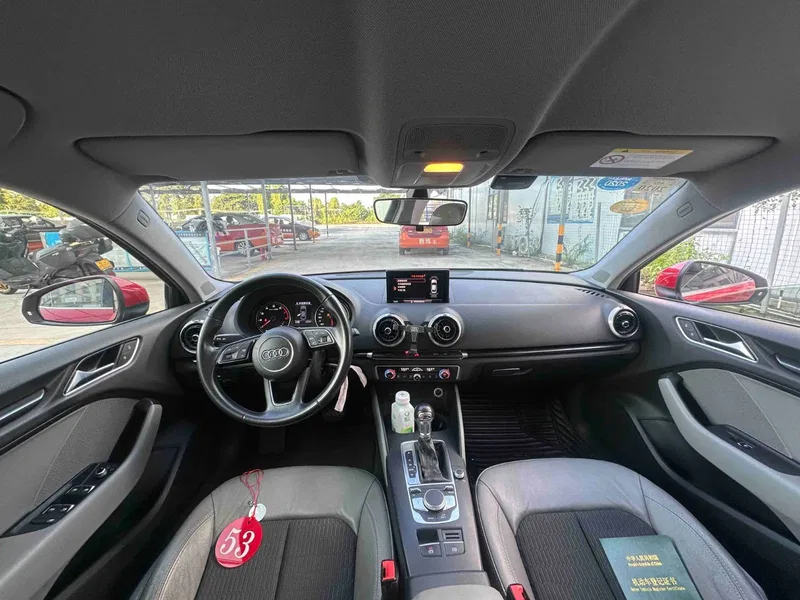Audi A3 2018 30th Anniversary Sportback 35 TFSI Sports — photograph 6