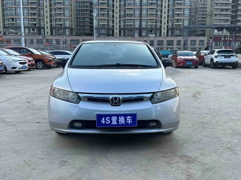 Honda Civic 2011 2.0L Automatic TYPE-S — photograph 2