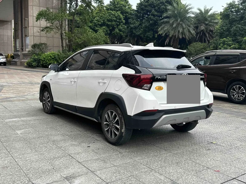 Toyota YARiS L 2021 1.5L CVT Leading Edition — photograph 7