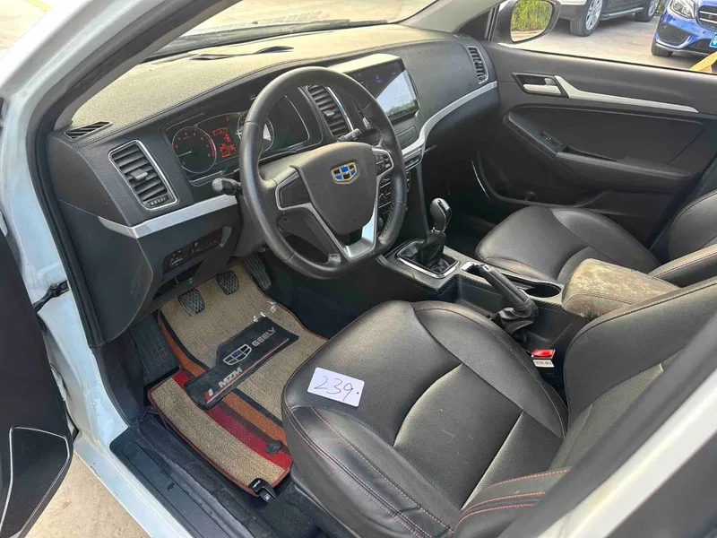 Geely Vision 2016 1.5L Manual Happiness Edition — photograph 4