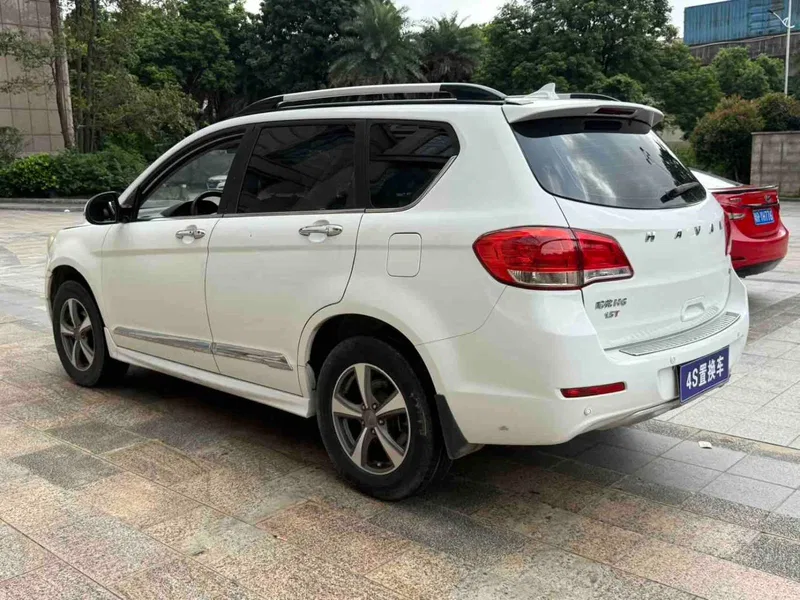 Haval H6 2014 Sports Edition 1.5T Manual Two-Drive Elite — photograph 9