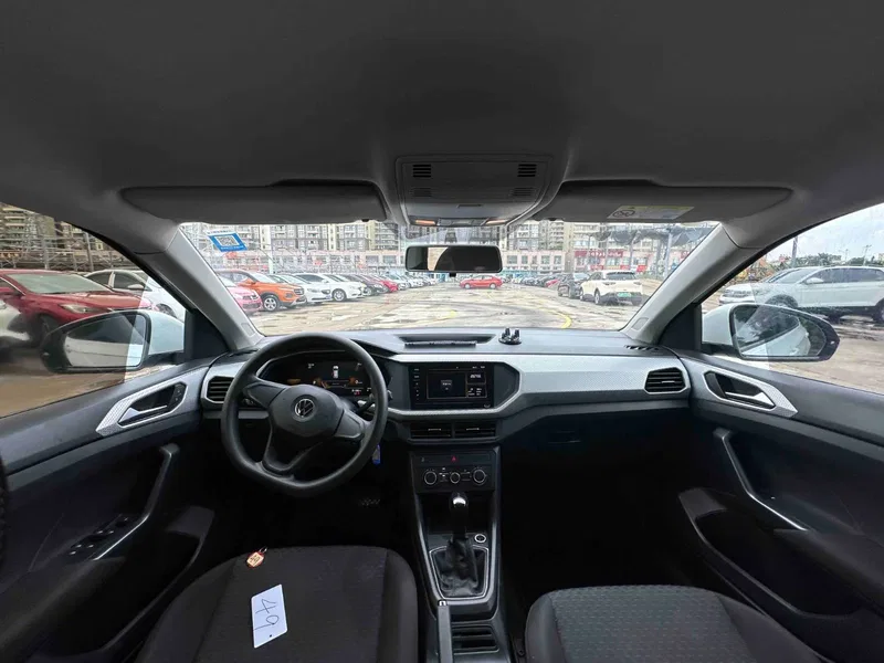 Volkswagen Shadow Exploration 2021 1.5L Automatic Shang Zhilian Edition — photograph 6