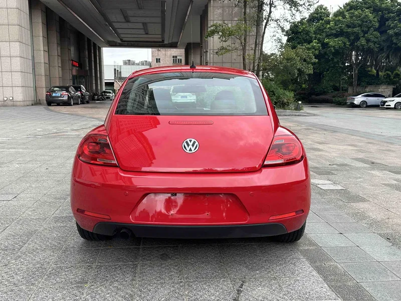 Volkswagen Beetle 2015 180TSI — photograph 6