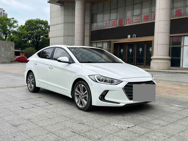 Hyundai Lingdong 2016 1.6L Automatic Zhixuan Elite Edition — photograph 3