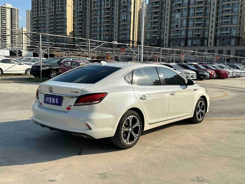 MG MG6 2017 20T Automatic Deluxe Zhilian Edition — photograph 9