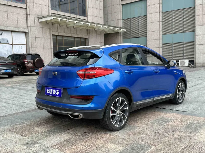 Geely Emgrand GS 2016 Sports Edition 1.3T Automatic Collar — photograph 8