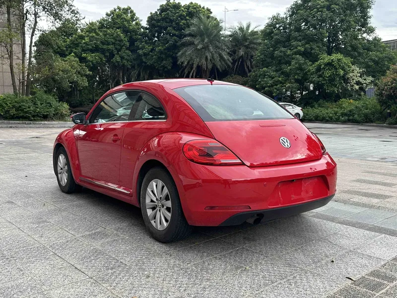Volkswagen Beetle 2015 180TSI — photograph 5
