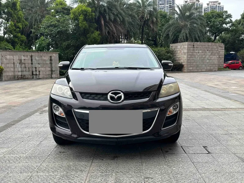 Mazda CX-7 2014 2.5L 2WD Deluxe Edition — photograph 2