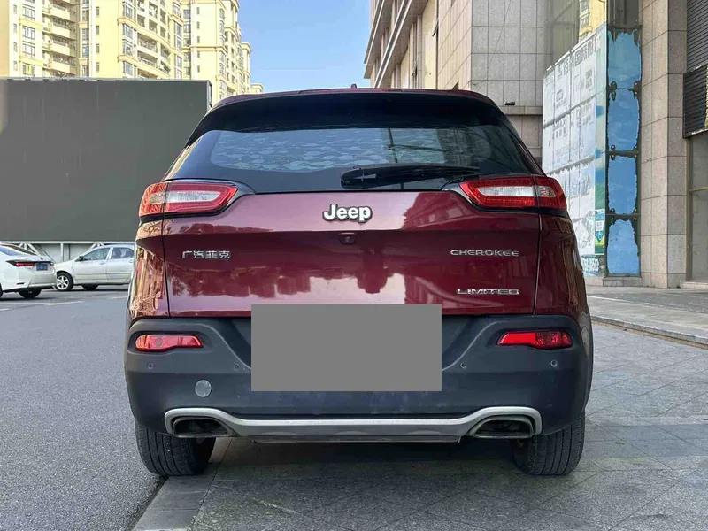 Jeep Free Light 2017 2.4L Leading Edition — photograph 8