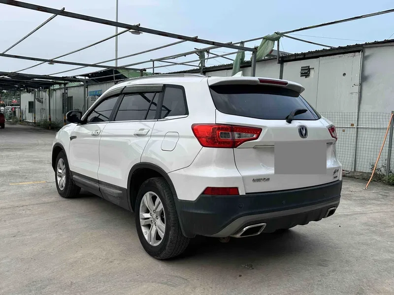 Changan CS75 2016 1.8T Automatic Honor Model — photograph 7