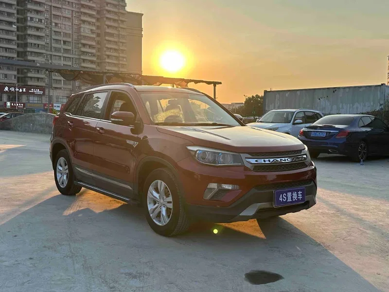 Changan CS75 2014 1.8T Auto Elite — photograph 3