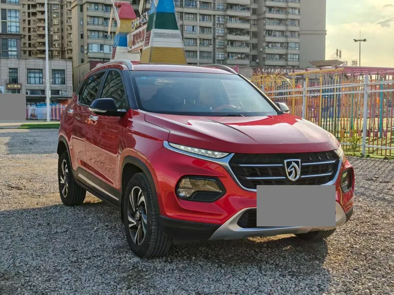 Baojun 510 2018 1.5L Automatic Anniversary Special Edition — photograph 2