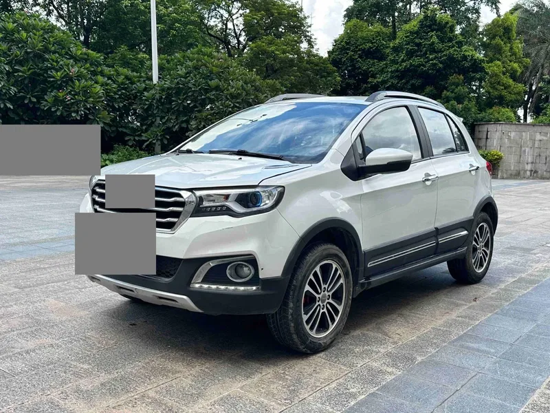 Haval H1 2016 Blue Label 1.5L Manual Luxury Model — photograph 1