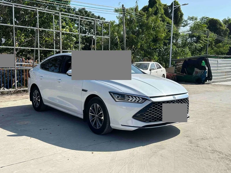 BYD 2024 Qin PLUS Honor Edition DM-i 55km Leading Model — photograph 3