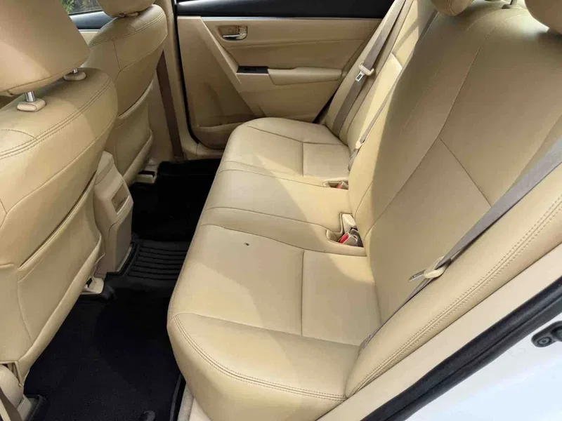 Toyota Corolla 2014 1.6L CVT GL — photograph 5